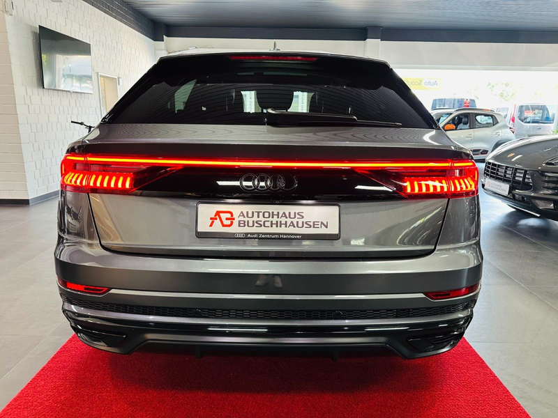 Audi Q8 50TDI Quattro S-Line*Pano*Matrix*360°*Standhz — photo 6