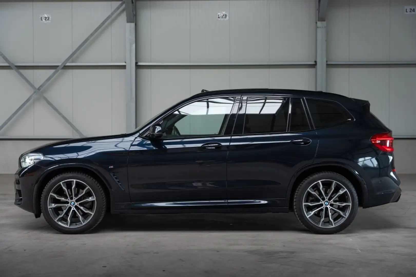 BMW X3 sDrive20i High Executive M Sport Pakket Bleu - 2