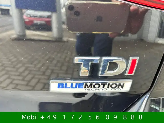 Volkswagen Golf view 5
