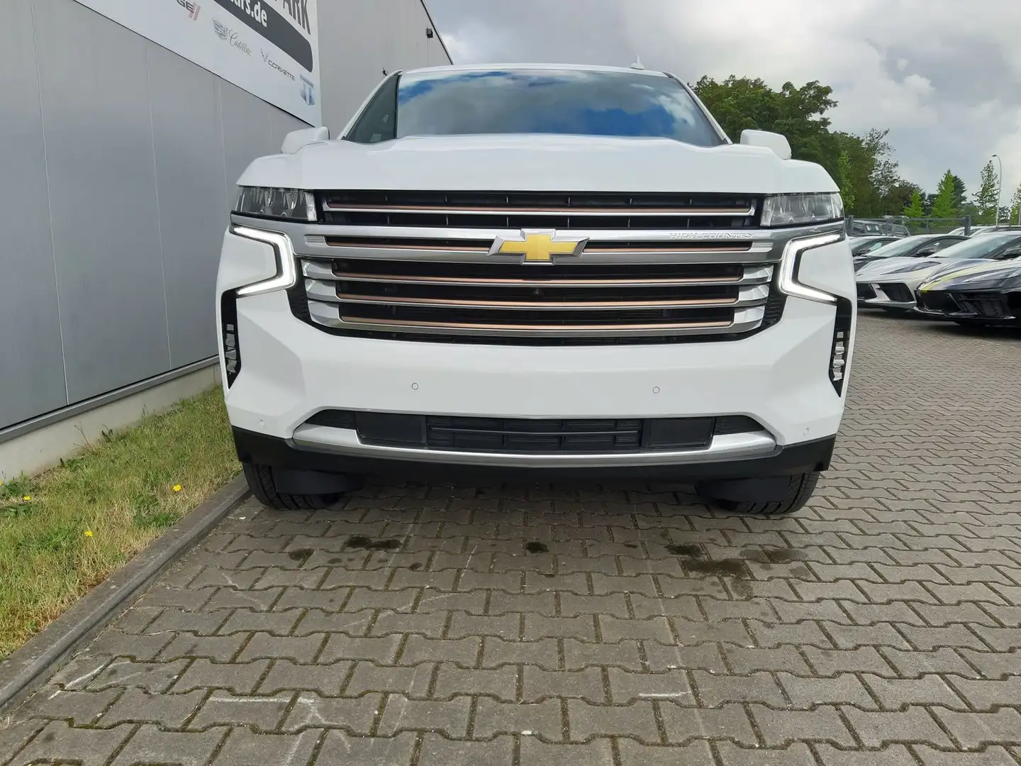 Chevrolet Tahoe High Country 6.2 V8 - 7-Sitzer|Pano|360° Blanc - 2