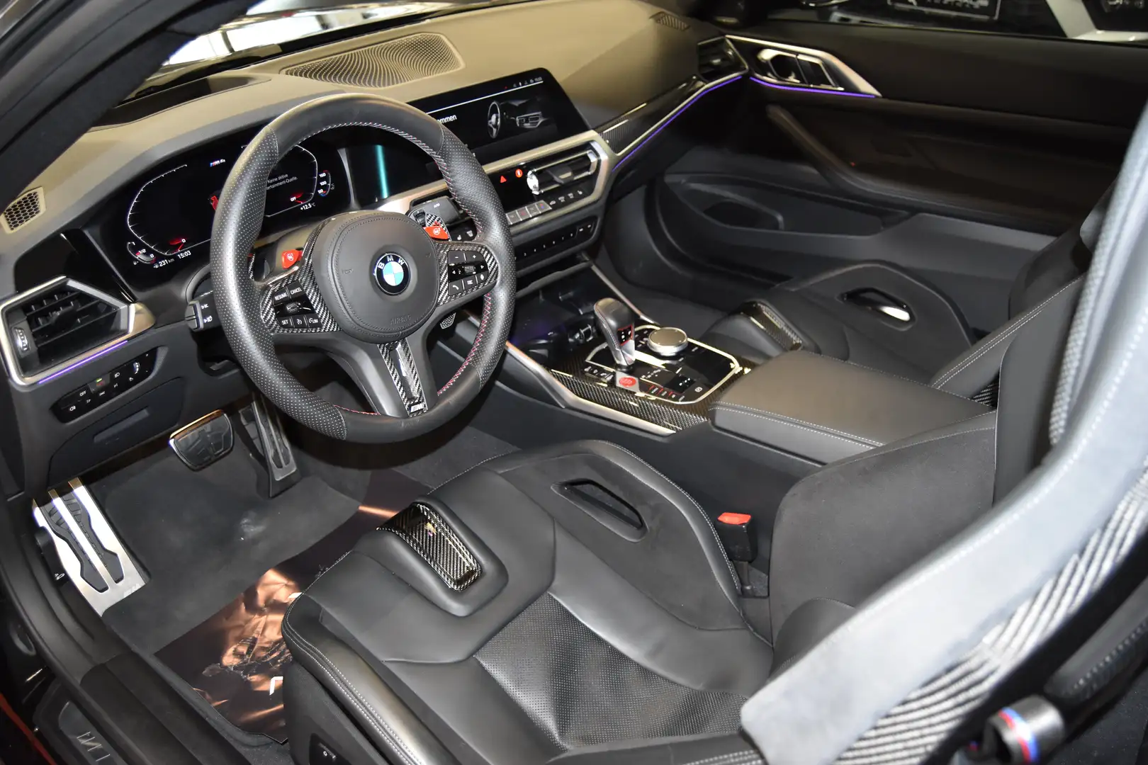 BMW M4 xDrive Competition~AKRAPOVIC~EVENTURI~CARBONPAKET Noir - 2