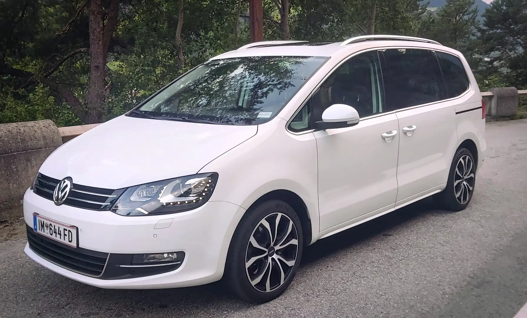 Volkswagen Sharan Sharan Sky BMT 2,0 TDI DPF Sky Weiß - 1