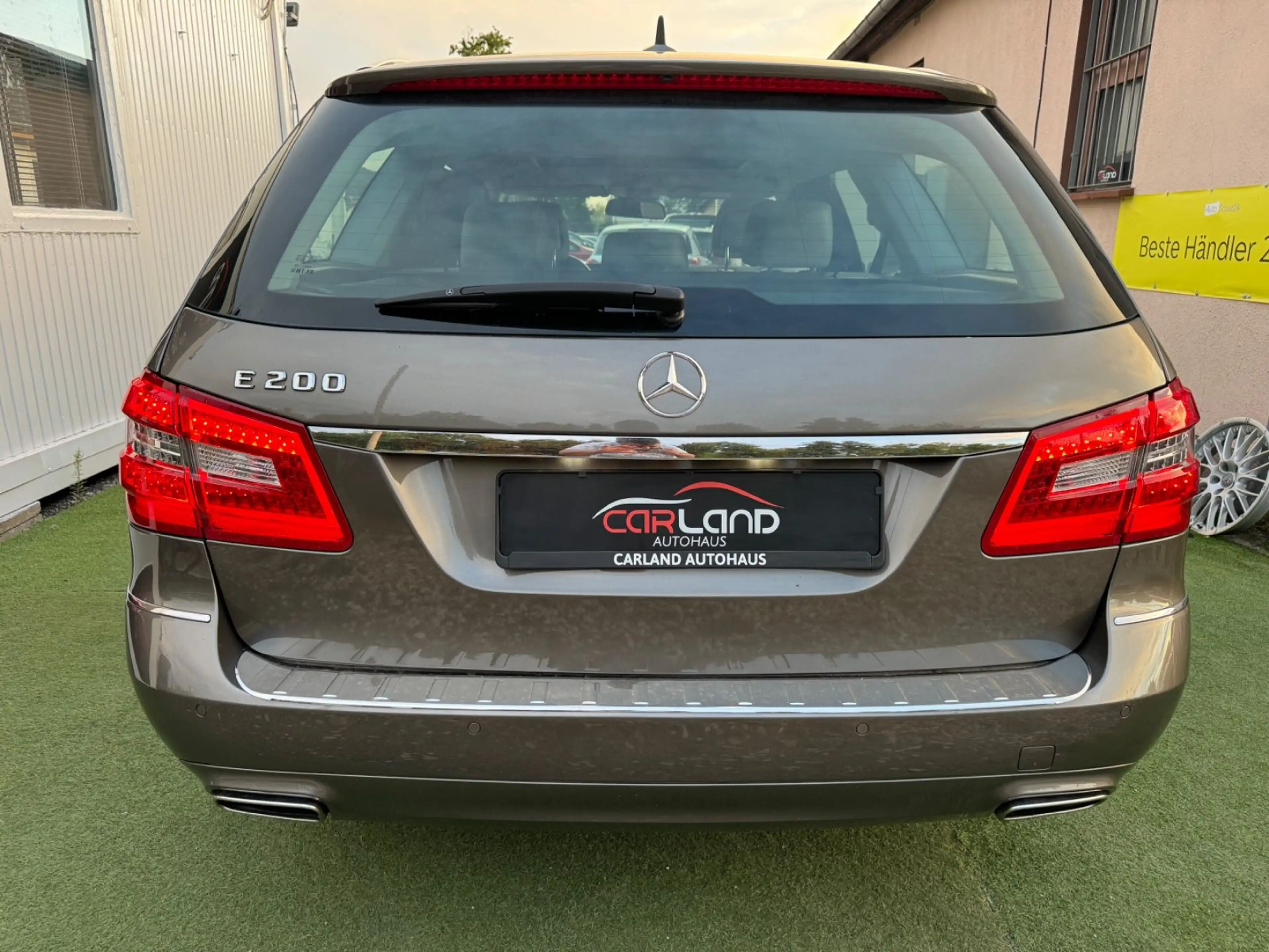 Mercedes-Benz E 200 E T-Modell E 200 CGI BlueEfficiency -VOLL! — photo 6