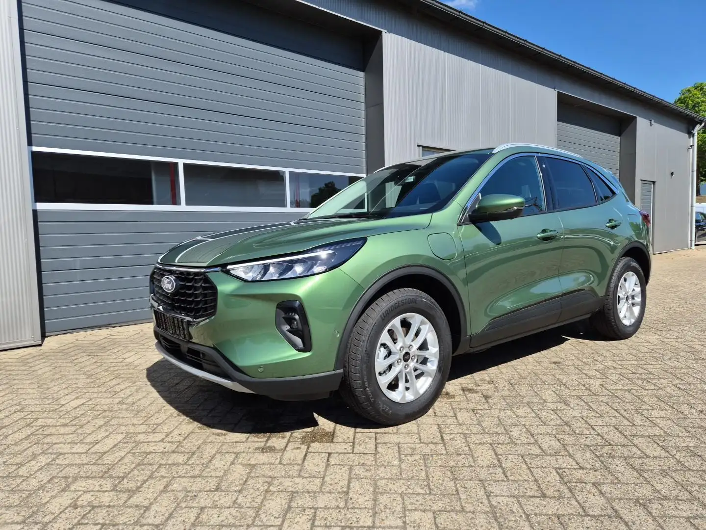 Ford Kuga Titanium 243PS PHEV Automatik schwenkb. AHK Sit... Grün - 1