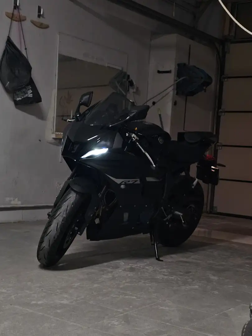 Yamaha YZF-R7 Fekete - 1