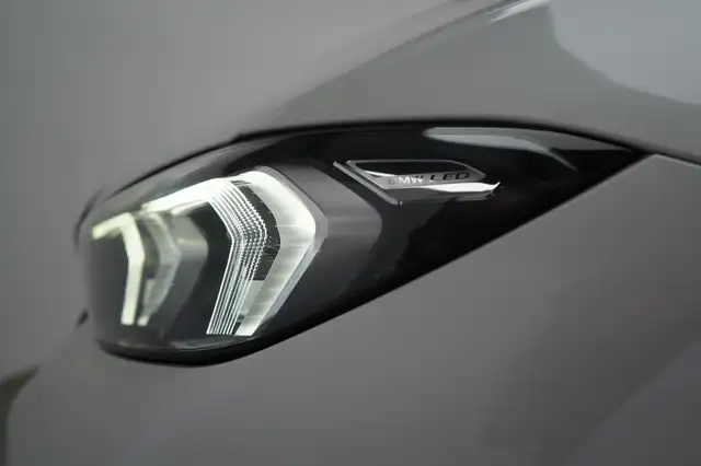BMW M view 8