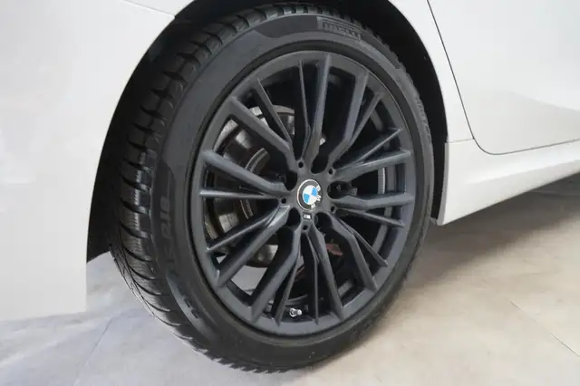 BMW M view 13