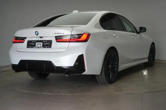 BMW M view 4