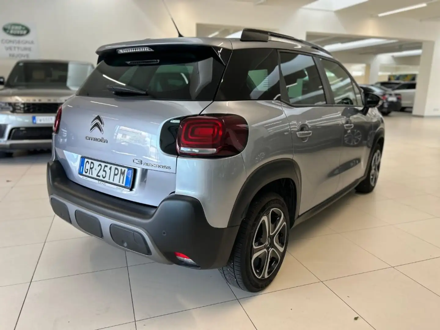 Citroen C3 Aircross 1ª s. BlueHDi 110 S&S Shine Pack Grigio - 2