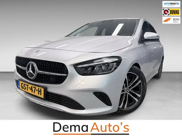 Mercedes-Benz B 180 Business Line NAVI/V-COCKPIT/CAM/DAB/ECC/PDC/CRUIS