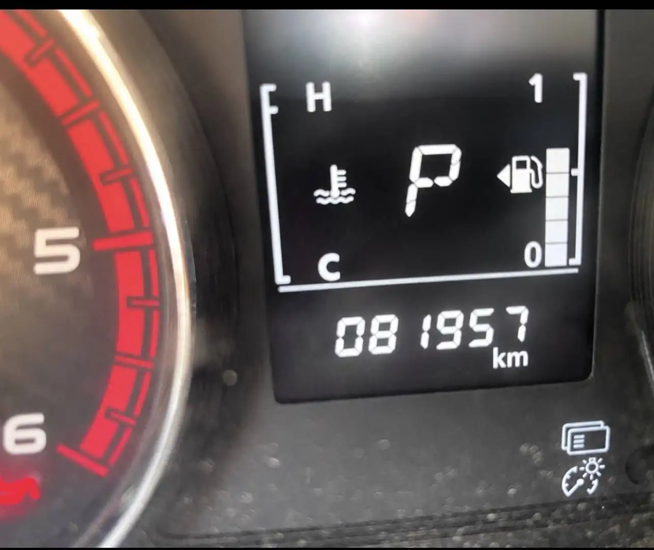 Mitsubishi L200 L 200 2,4 DI-D HP 4WD Doppelkabine Instyle Connect Aut. Instyle Connect Schwarz - 2