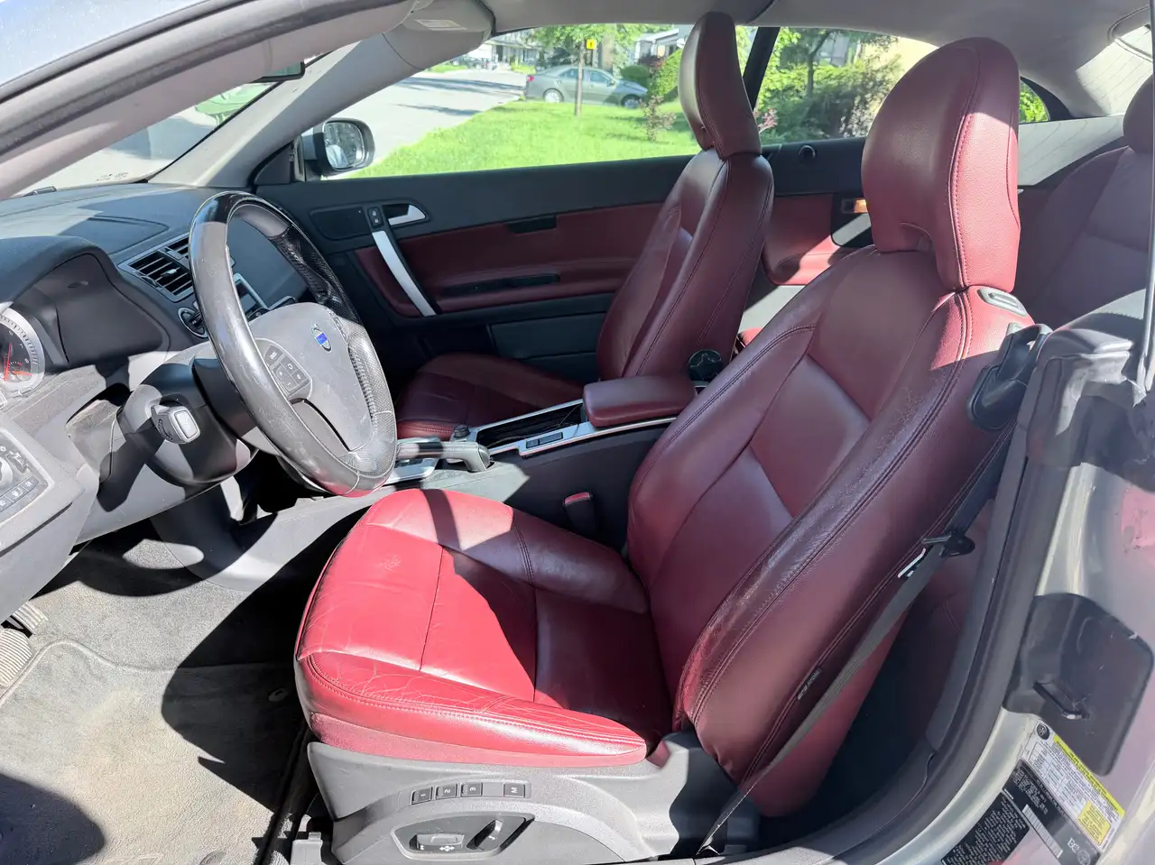 Volvo C70 снимка Volvo C70