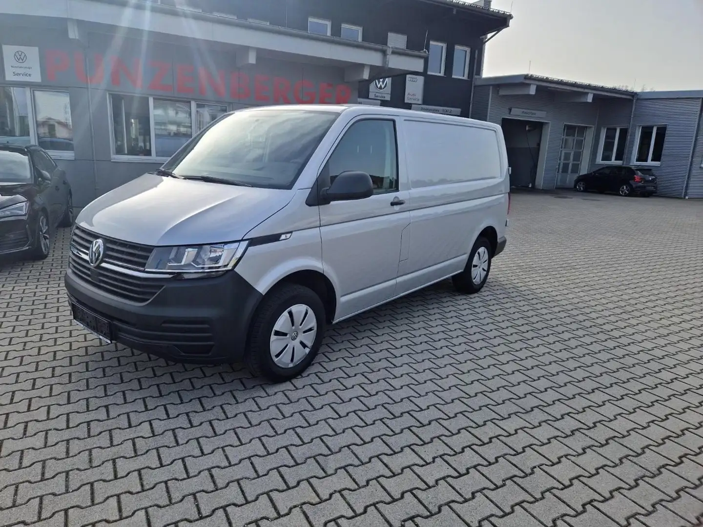 Volkswagen T6.1 Transporter VW Transporter T6.1 Kastenwagen TDI Silber - 1