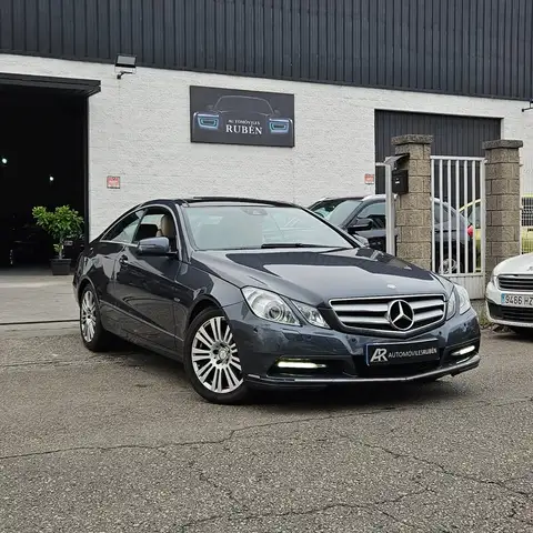 Mercedes-Benz E 220 Coupé CDI Blue Efficiency Avantg.