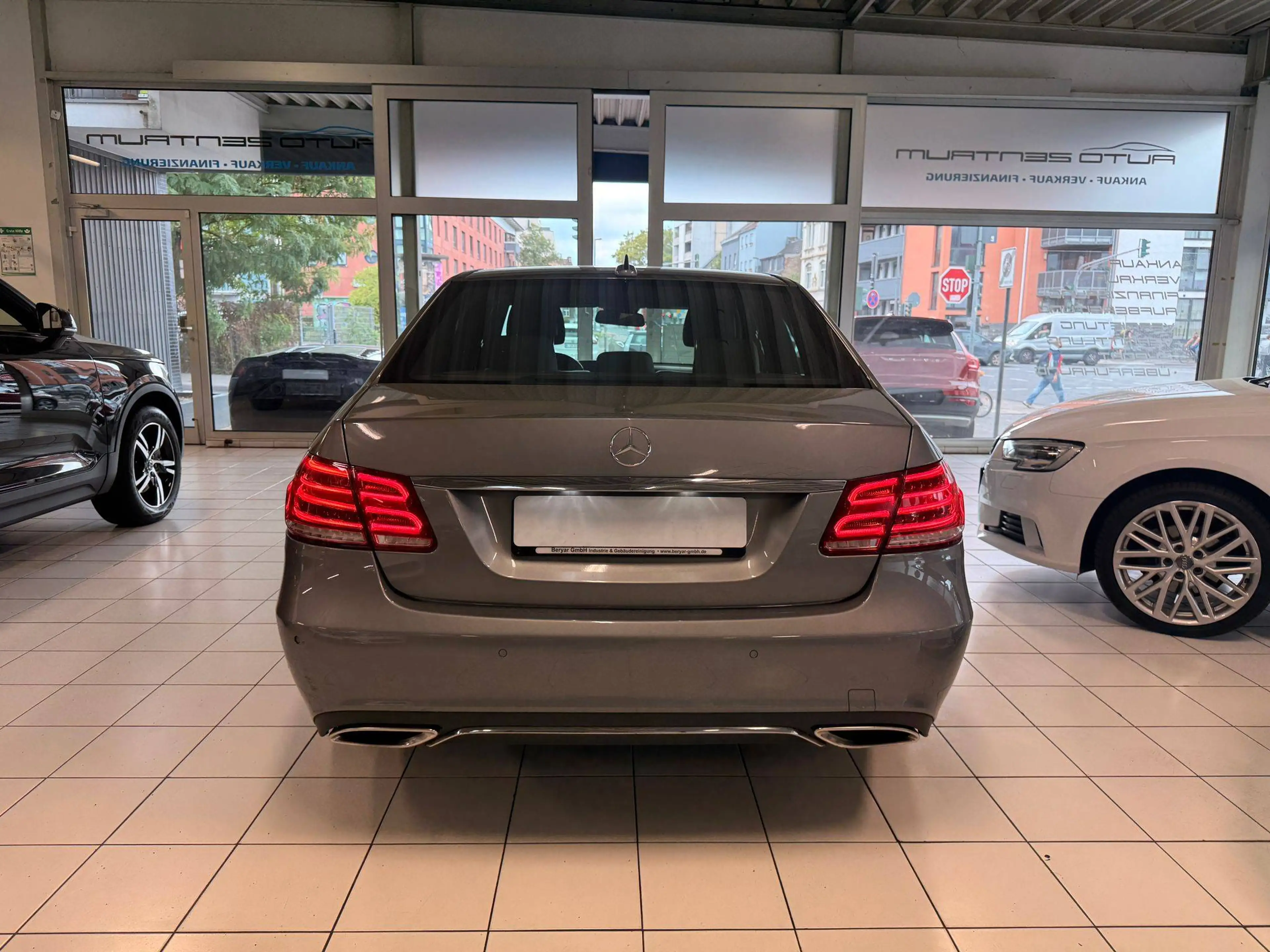 Mercedes-Benz E 250 E 250 CDI/Navi/Memory/8Fach/Autom. — photo 6