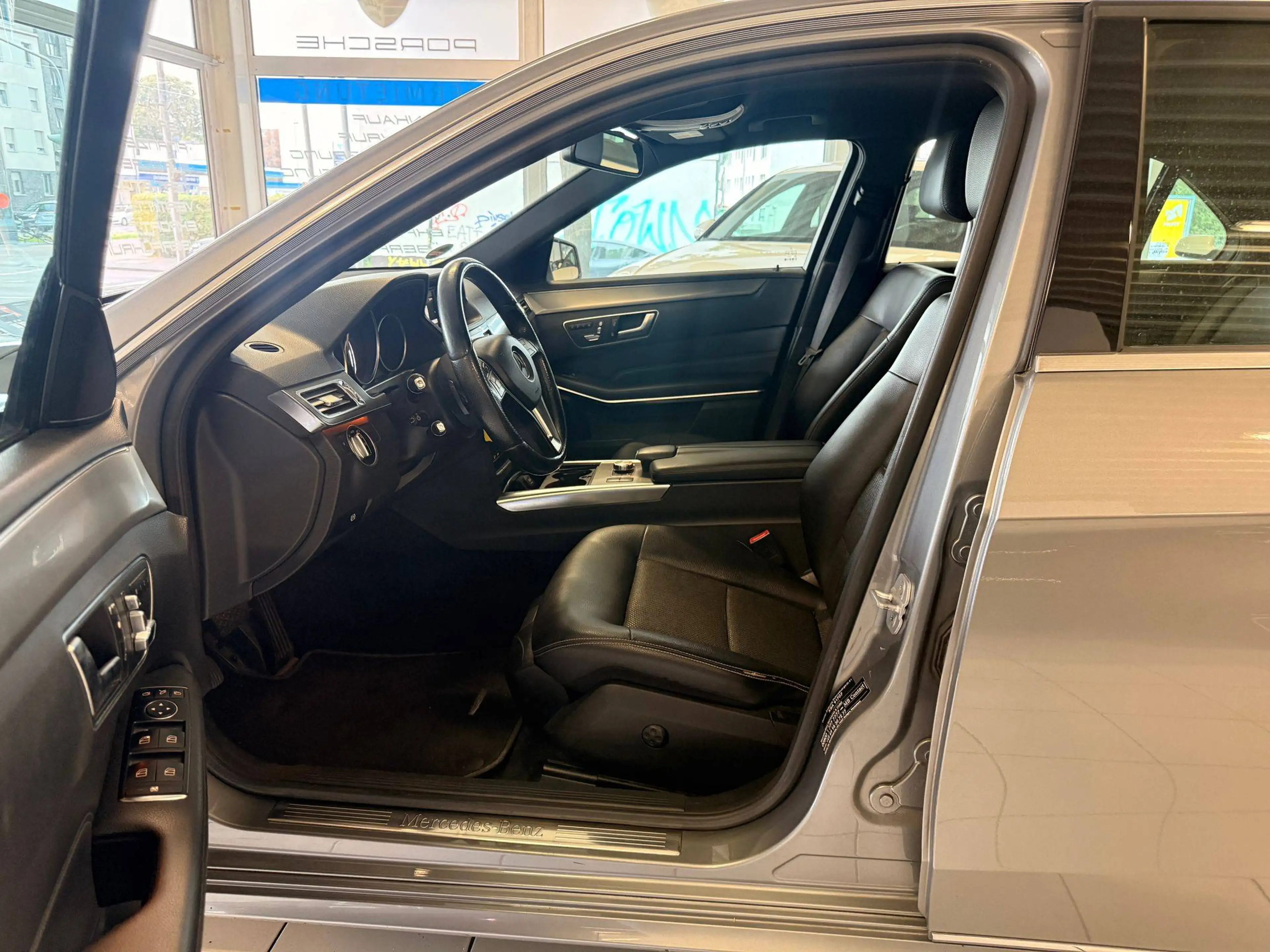 Mercedes-Benz E 250 E 250 CDI/Navi/Memory/8Fach/Autom. — photo 10