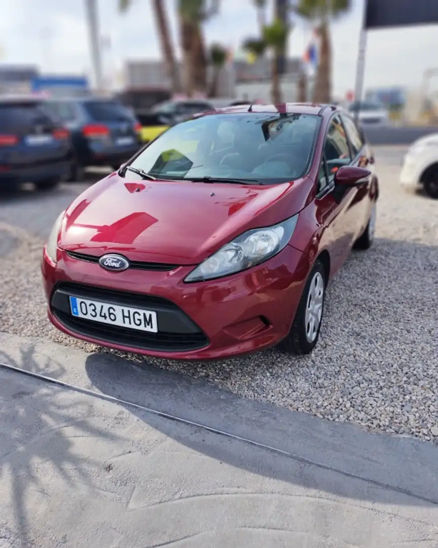 Ford Fiesta 1.25 Titanium 82 Rot - 1