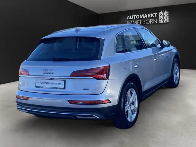 Audi Q5 view 7