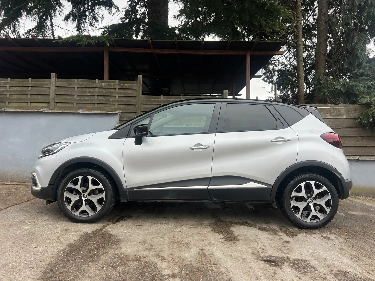 Renault Captur Captur 1.2 TCe Energy Iconic EDC Automatique Argent - 2
