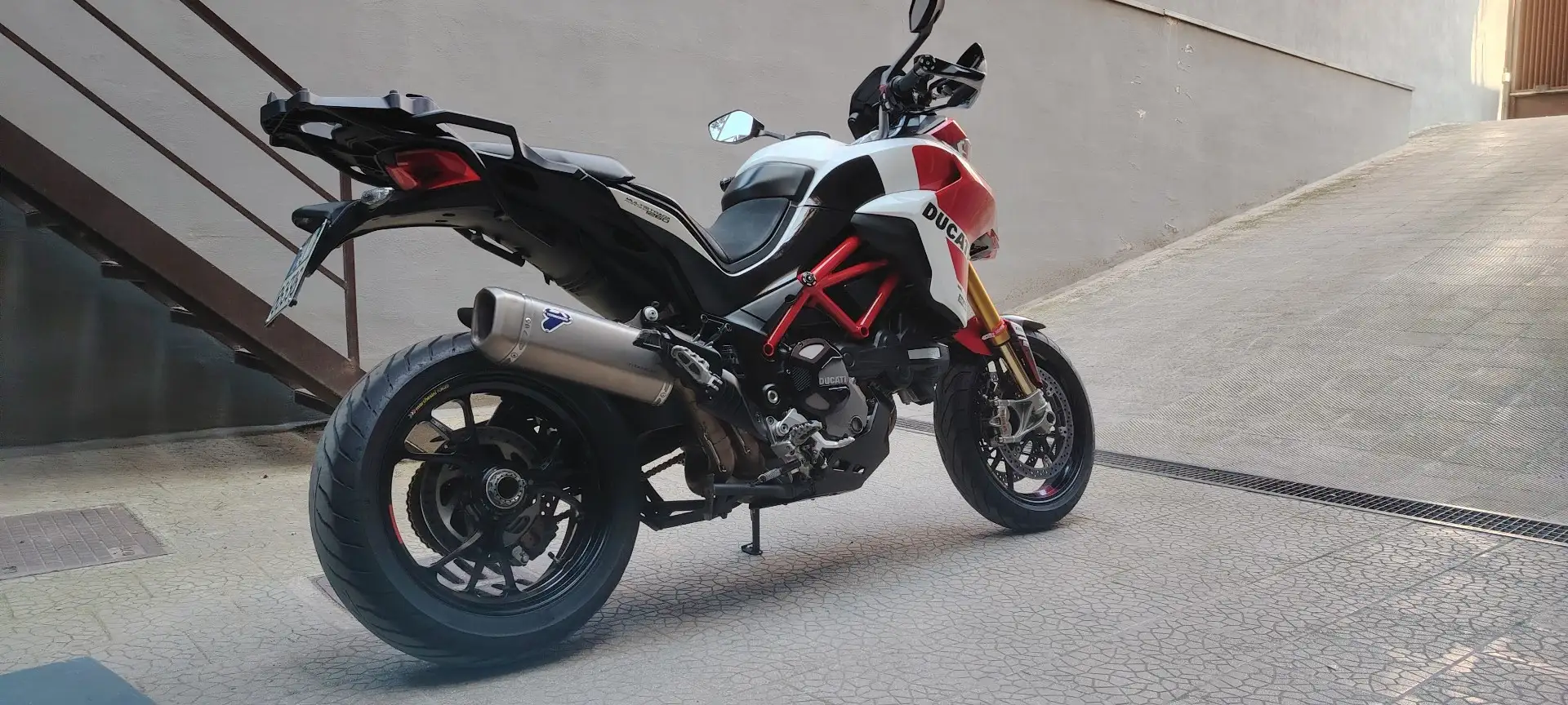 Ducati Multistrada 1260 pikes peak Rojo - 2