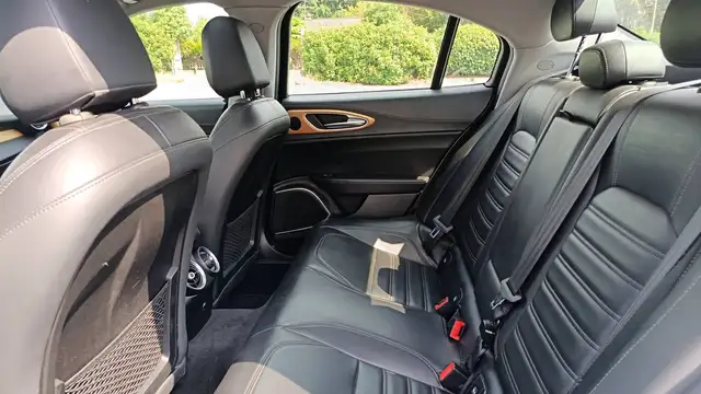 Alfa Romeo Giulia view 9
