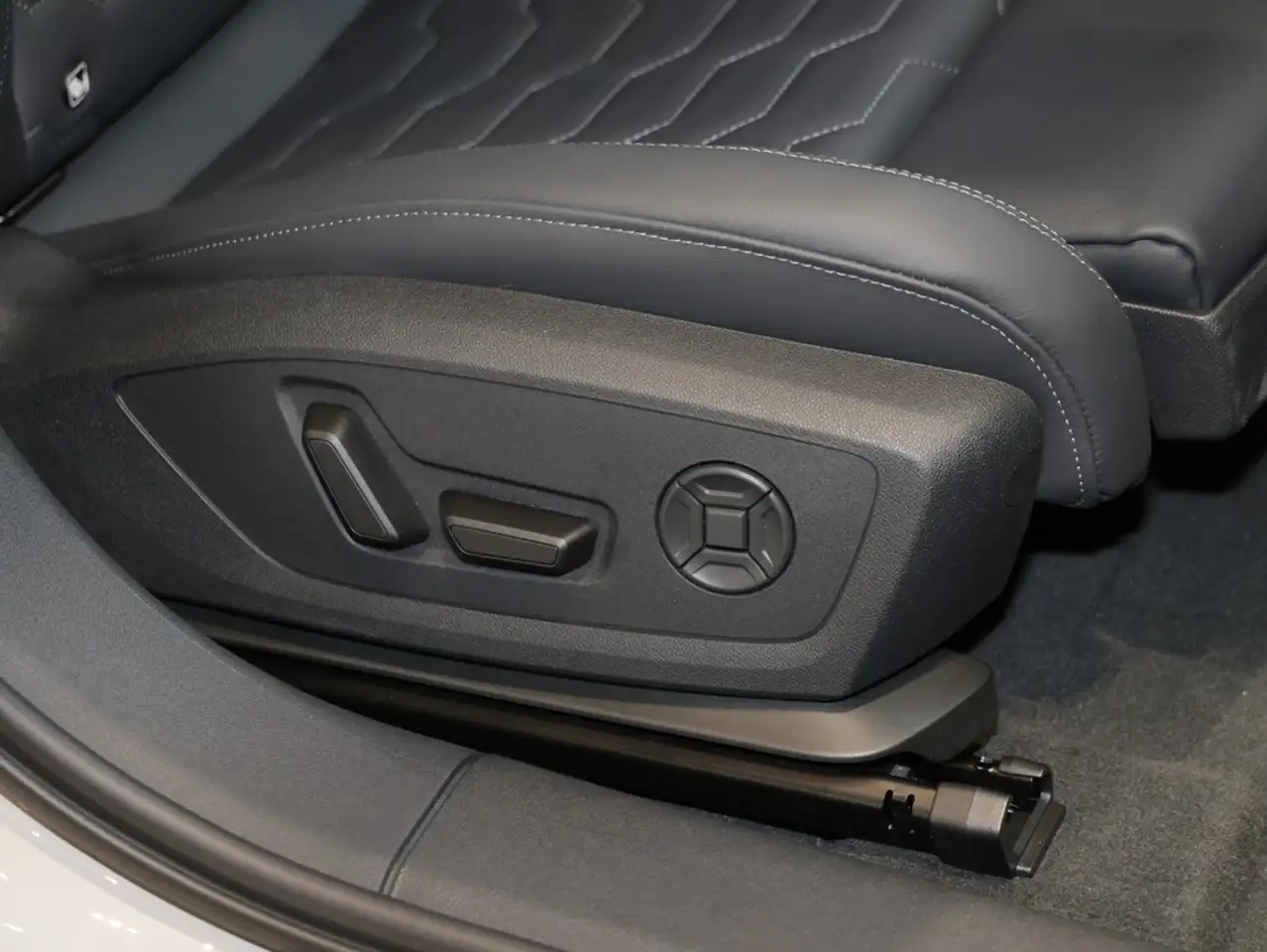 Audi A6 Sportback e-tron quattro 9