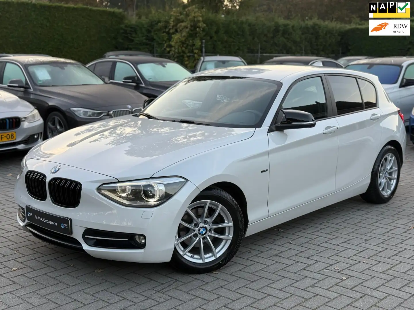 BMW 114 1-serie 114i EDE Business Sport|Nieuwe Ketting + K Wit - 1