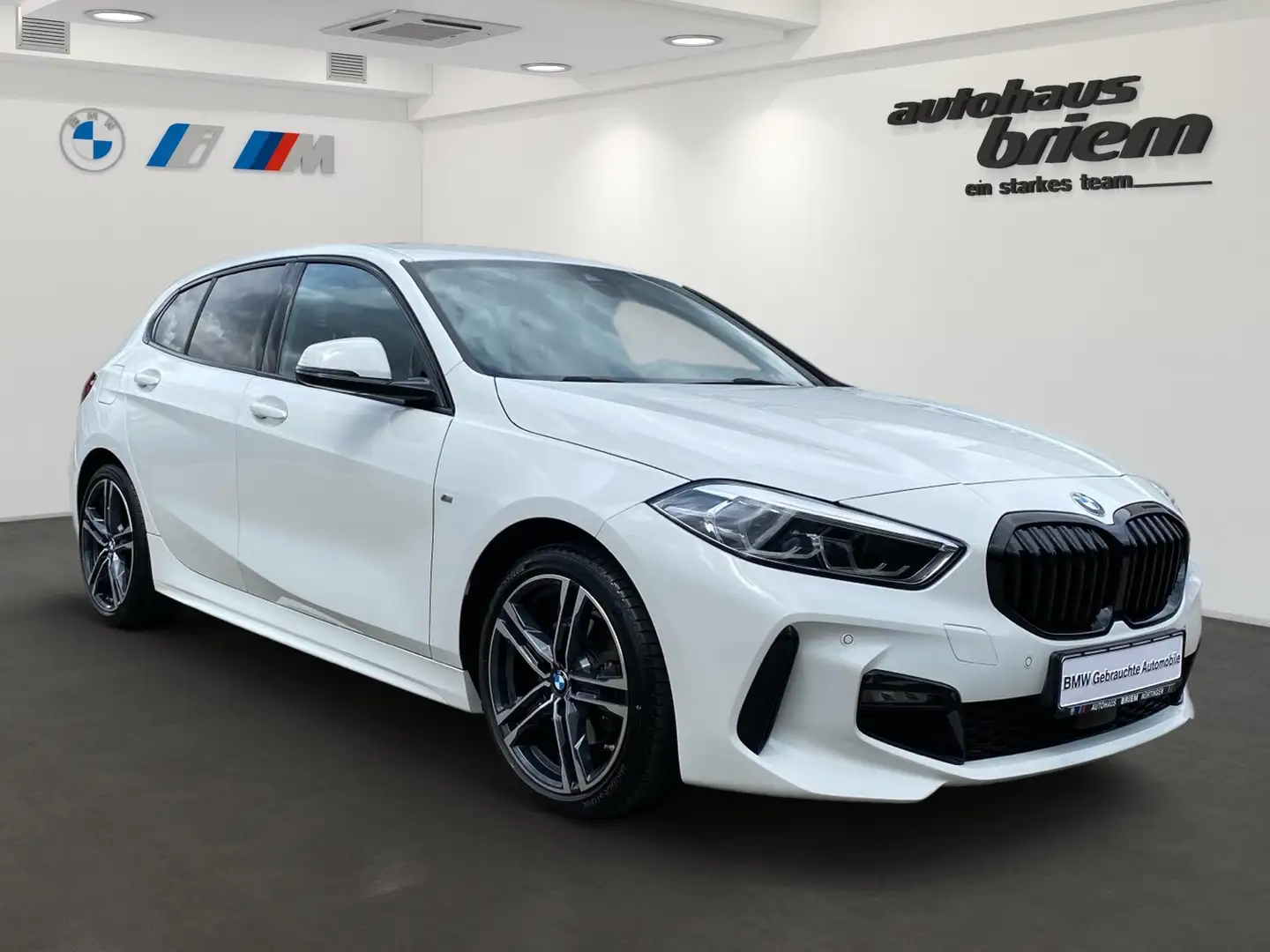 BMW 118 i M Sportpaket, ab 199,-€ mtl. Rate Bianco - 2