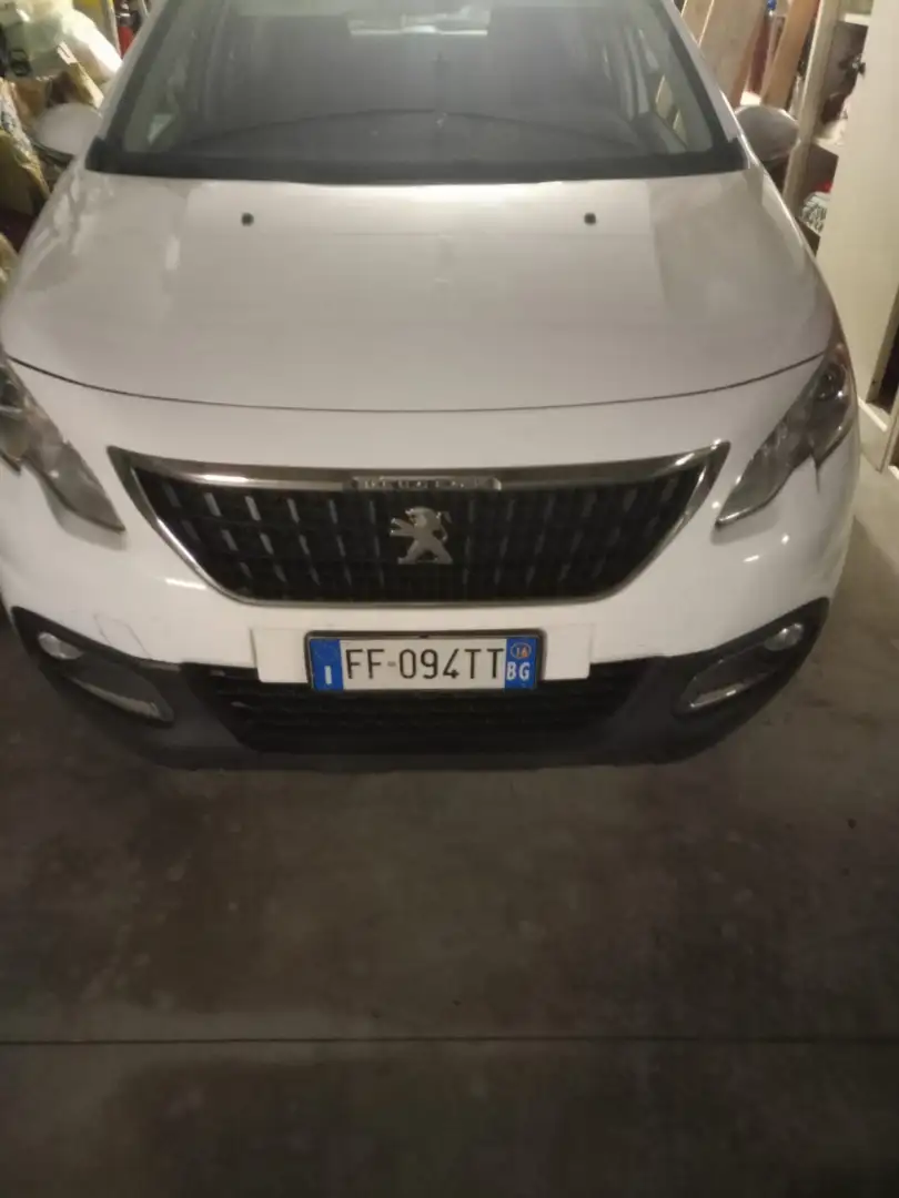 Peugeot 2008 1.2  BENZINA   MOTORE ROTTO - 2