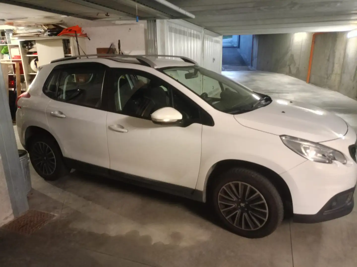 Peugeot 2008 1.2  BENZINA   MOTORE ROTTO - 1