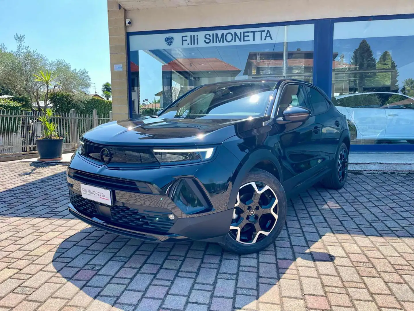 Opel Mokka 1.2 Turbo 136 CV Ultimate Nero - 1