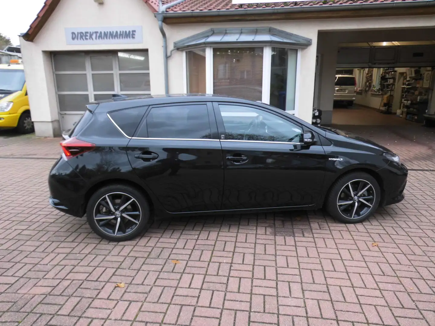 Toyota Auris Auris Hybrid 1.8 VVT-i Hybrid Automatik Executive Schwarz - 2
