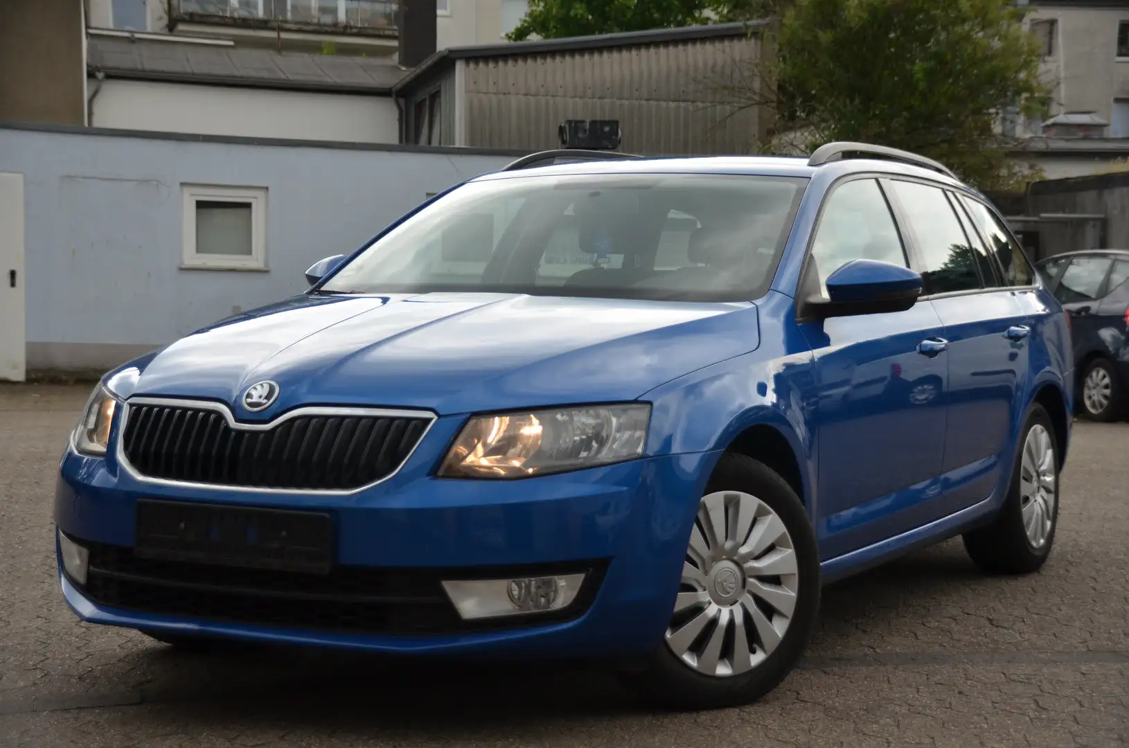 Skoda Octavia Ambition/Klima/BC /AHK/EURO5 Blau - 1