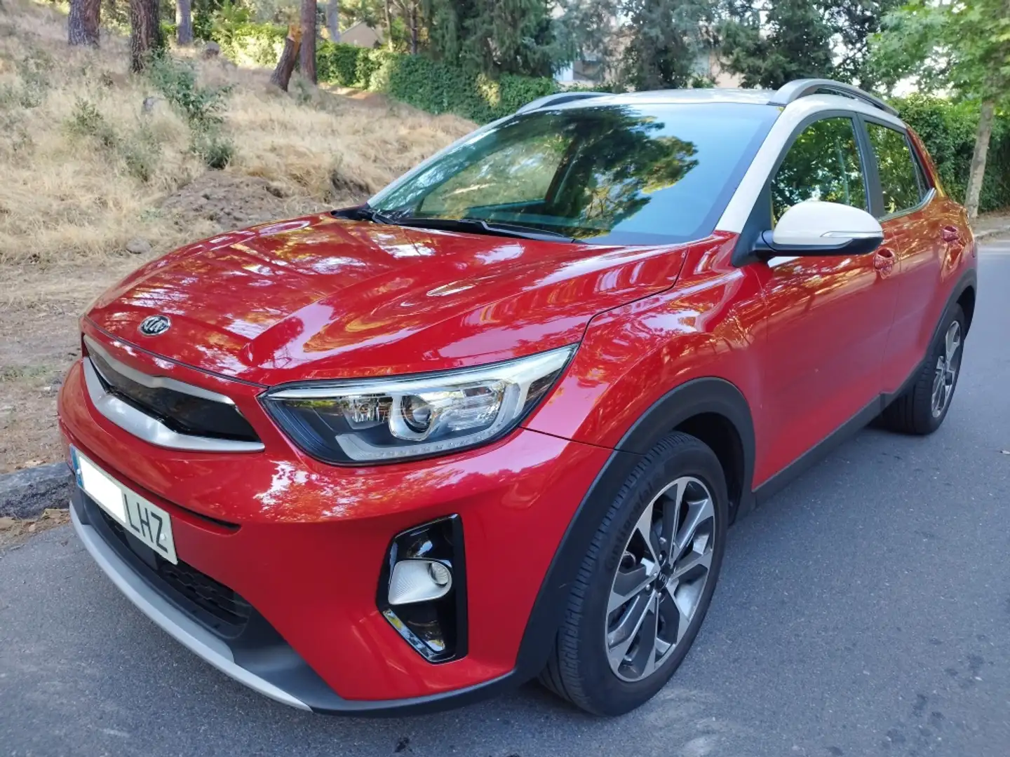 Kia Stonic 1.0 T-GDi Eco-Dynamic Tech 120 Rojo - 1