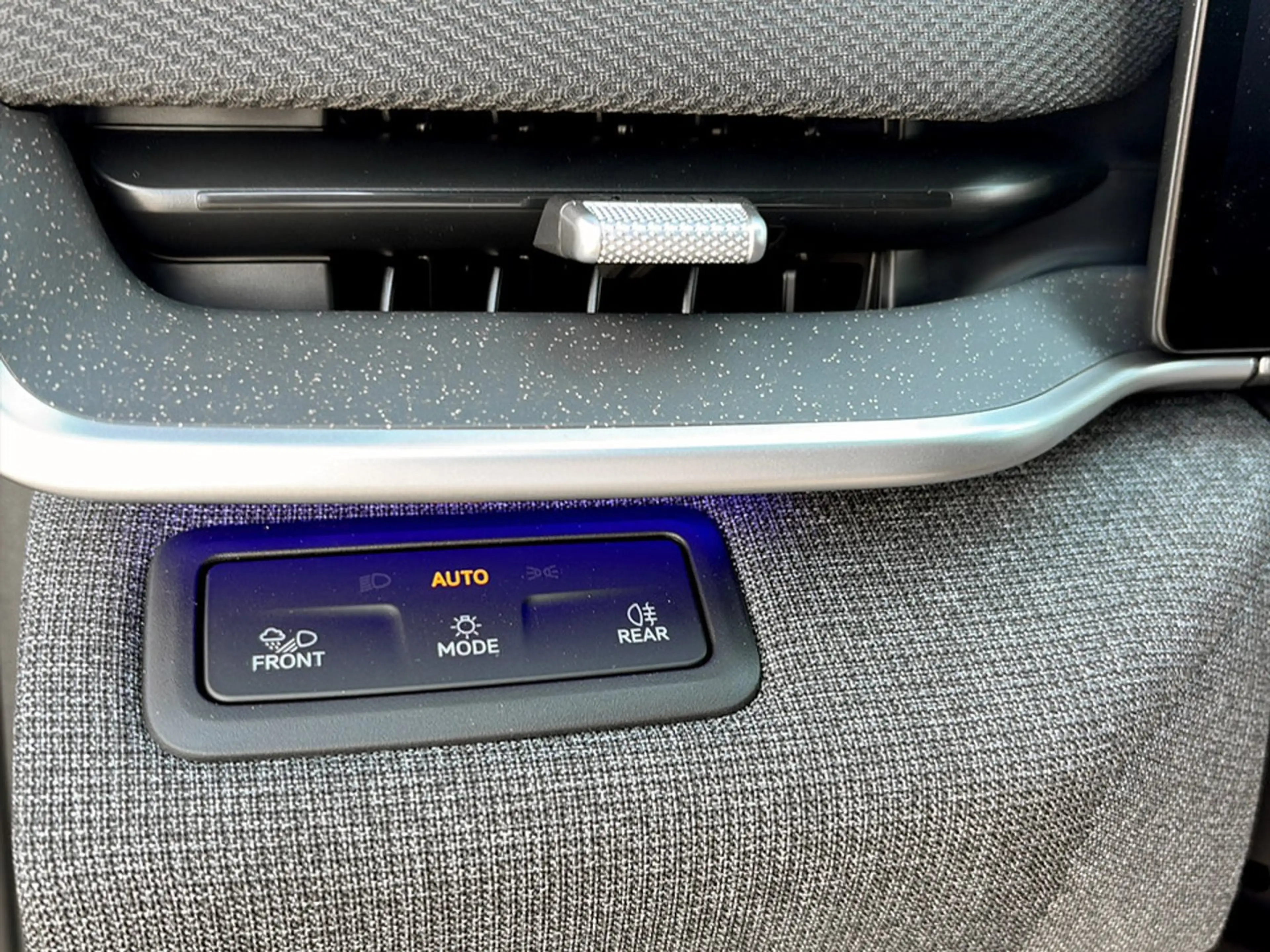 Volkswagen ID. Polo VW ID. Polo Style Edition+ 155 kW - 52 kWh — photo 15