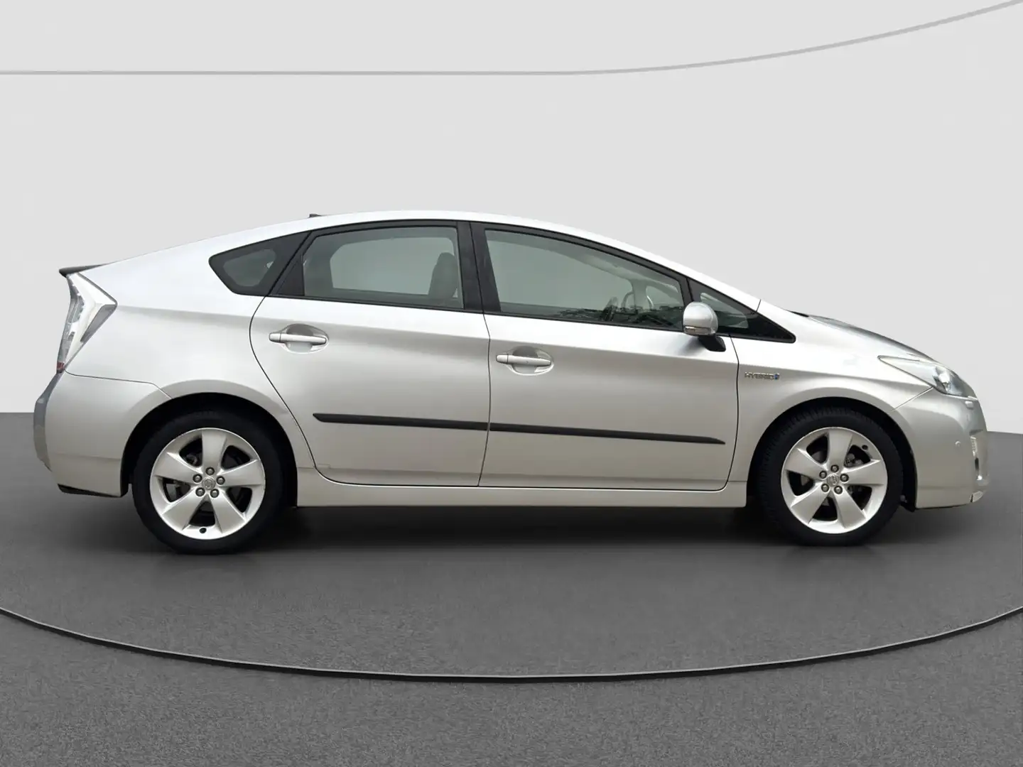 Toyota Prius 1.8 Executive | HUD | Leder | Adaptive Cruise Gris - 2