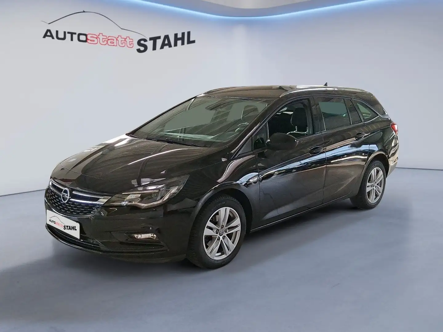 Opel Astra K Sports Tourer ON Schwarz - 1
