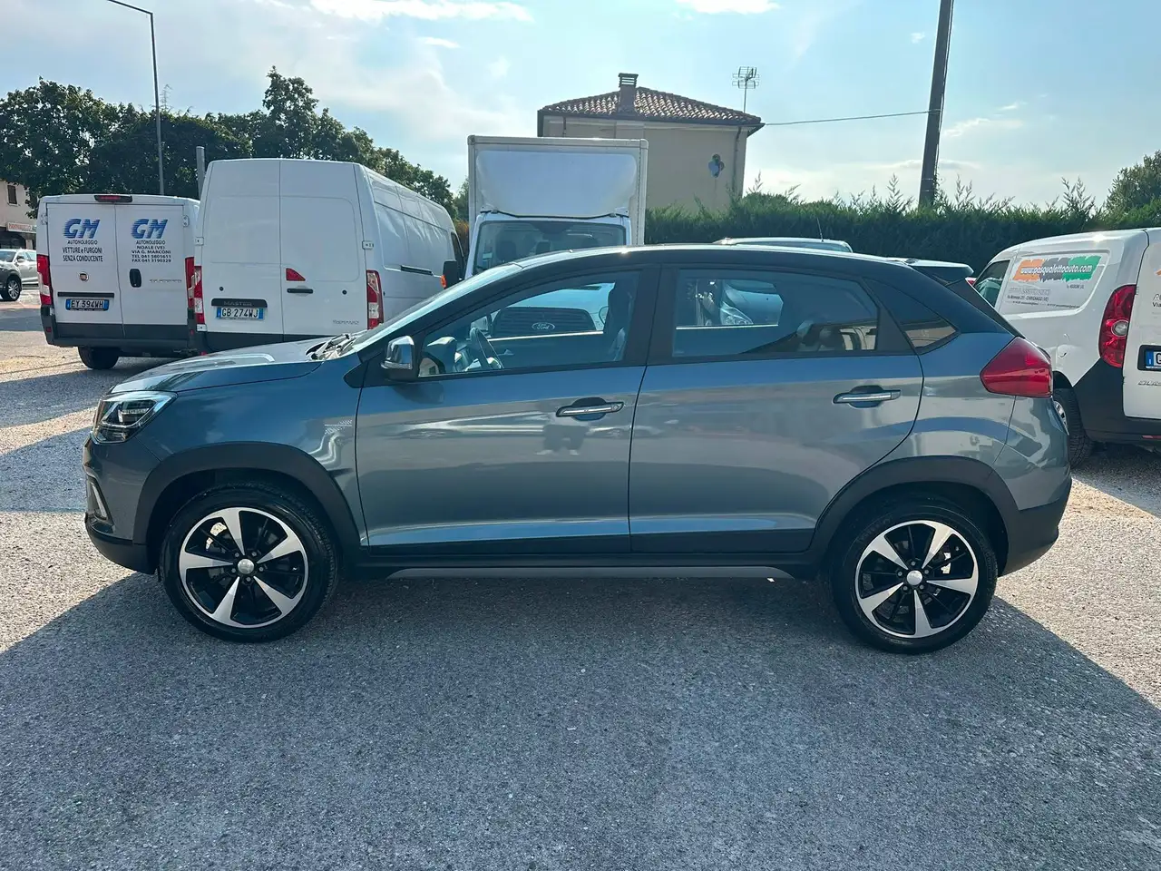 DR Automobiles DR3 2022