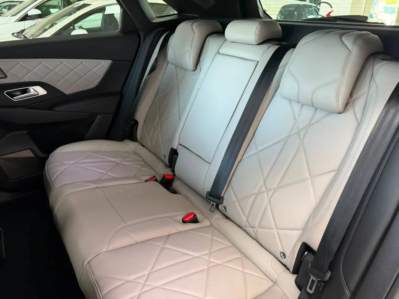 DS Automobiles DS 7 Crossback 2022 — фото 12