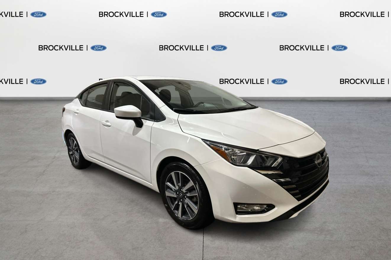 2025 Nissan Versa SV  - Heated Seats -  Apple CarPlay