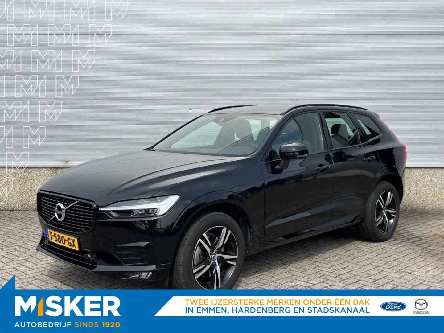 Volvo XC60 2.0 B4 R-Design TREKHAAK! CAMERA! Zwart - 1