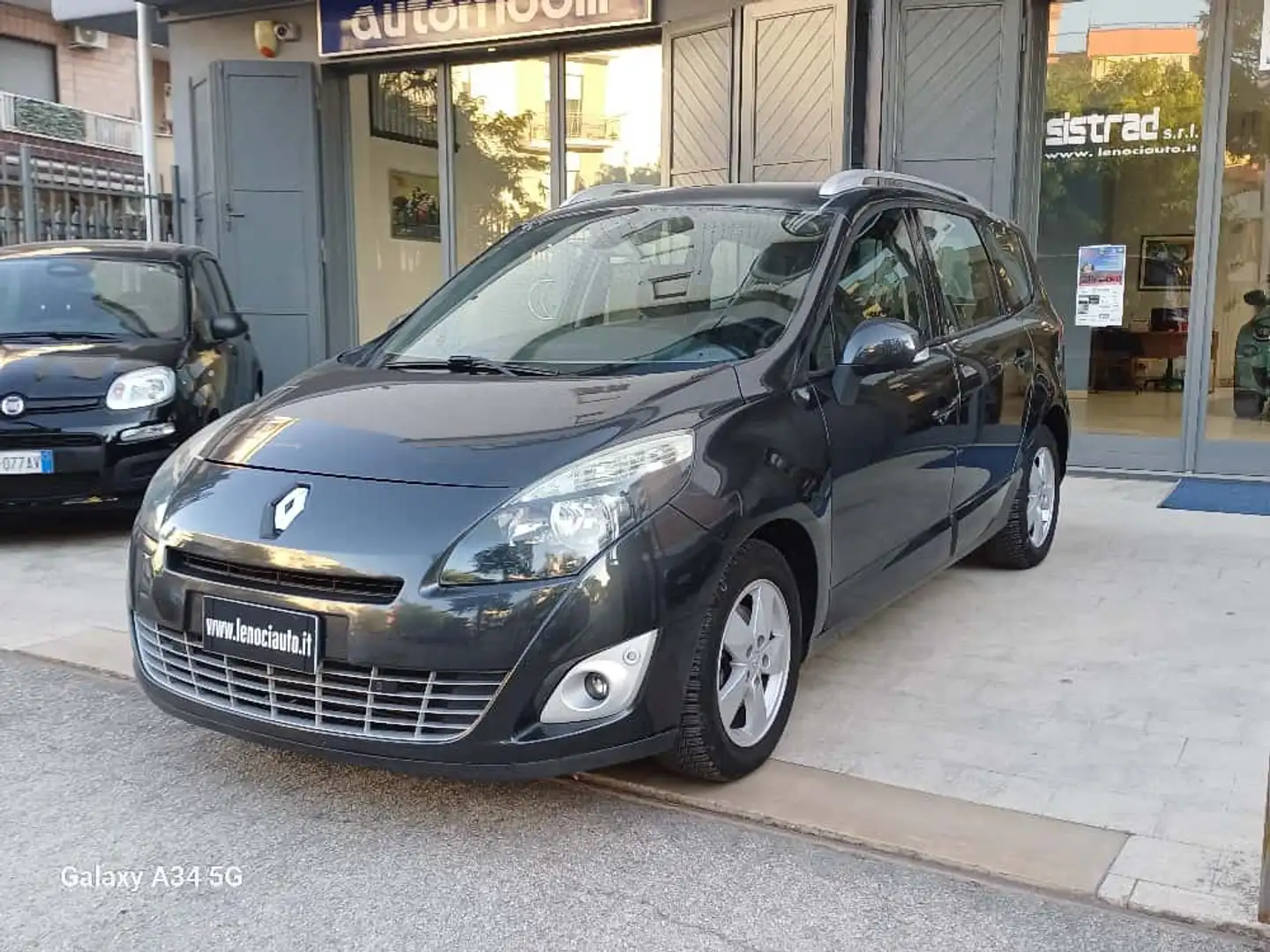 Renault Scenic Scenic III 2009 1.5 dci Luxe 110cv edc 7 POSTI Nero - 2