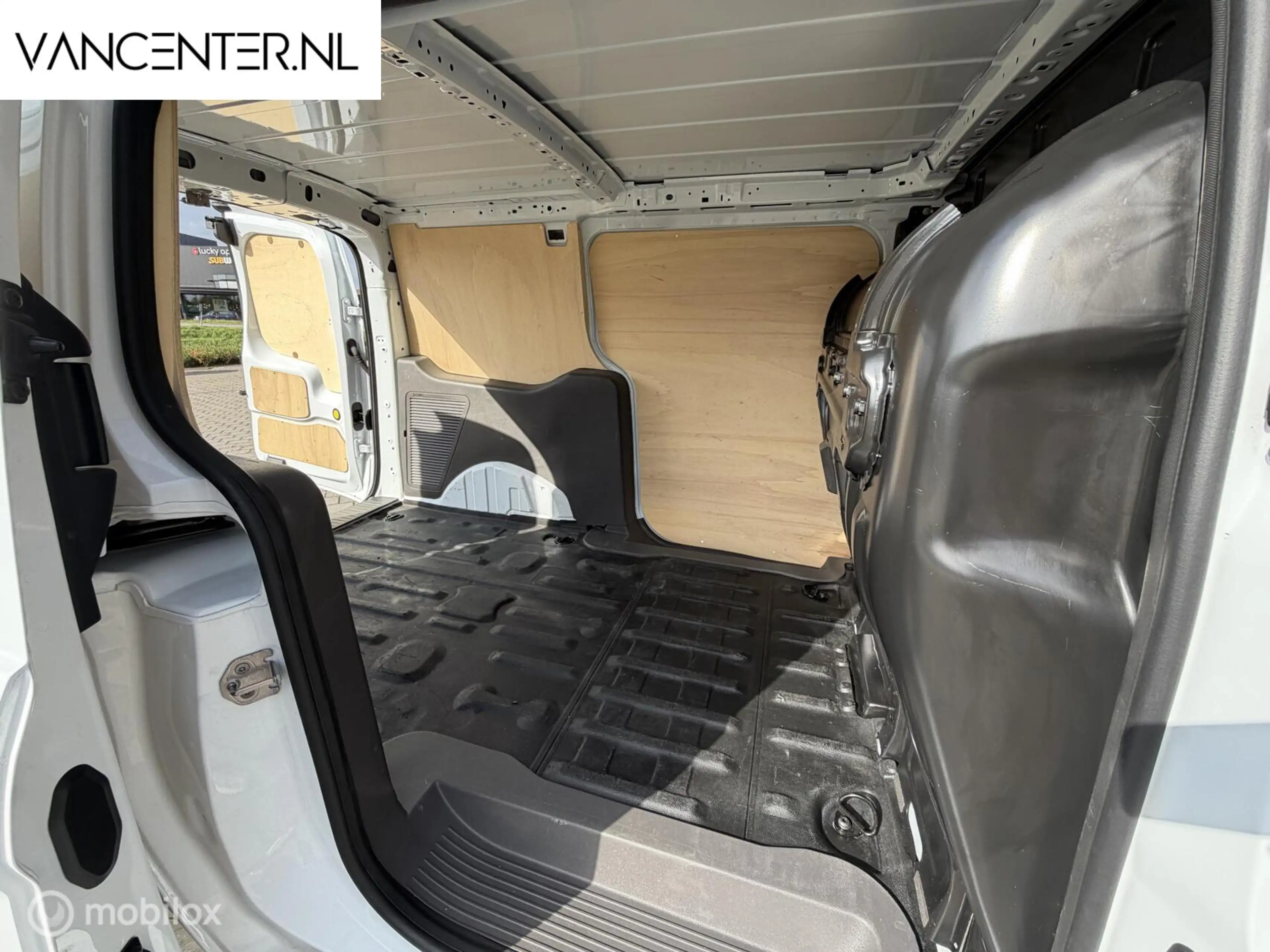 Ford Transit Connect Lang L2 1.0 Ecoboost 100PK Benzine Bank — photo 17
