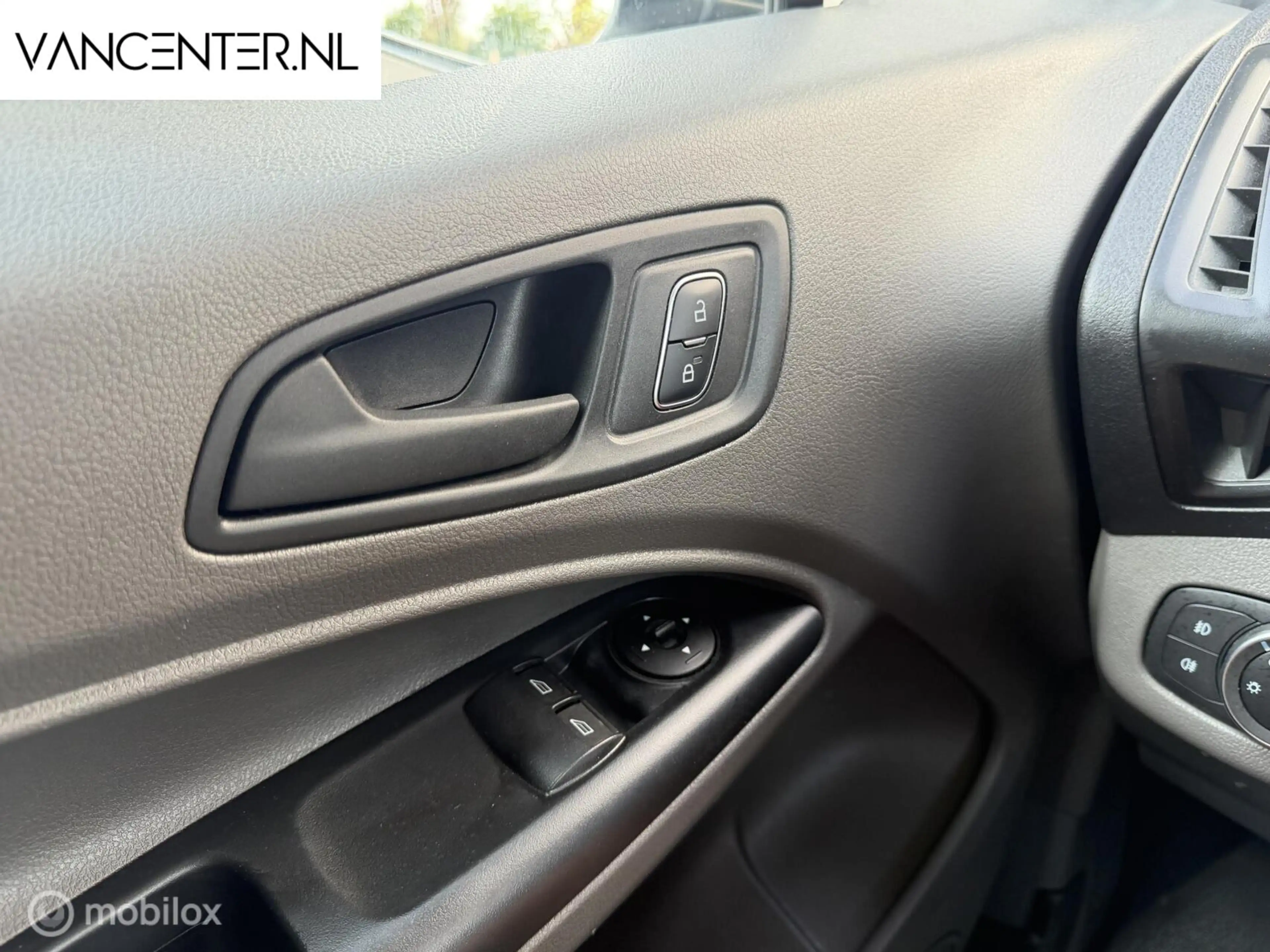 Ford Transit Connect Lang L2 1.0 Ecoboost 100PK Benzine Bank — photo 10