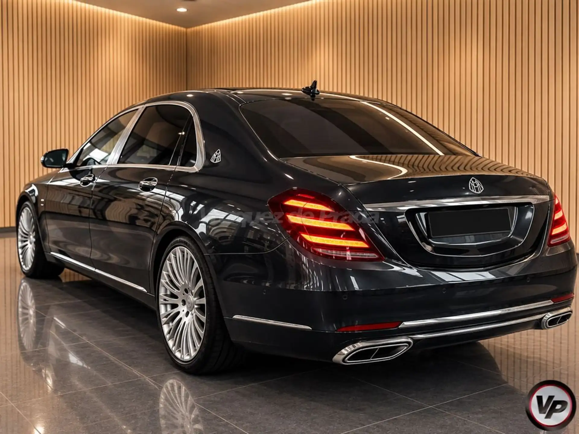 벤츠 Mercedes-Benz S-Class S 650 2018 검정 사진 2