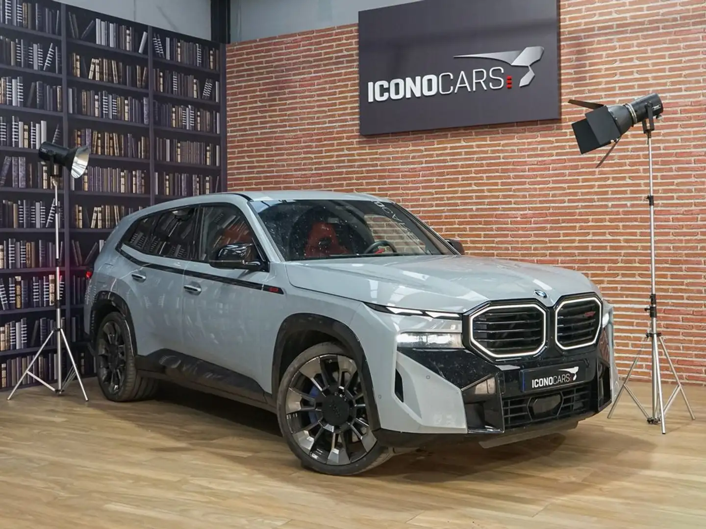 BMW XM 550 kW (748 CV) Label Red Grijs - 1
