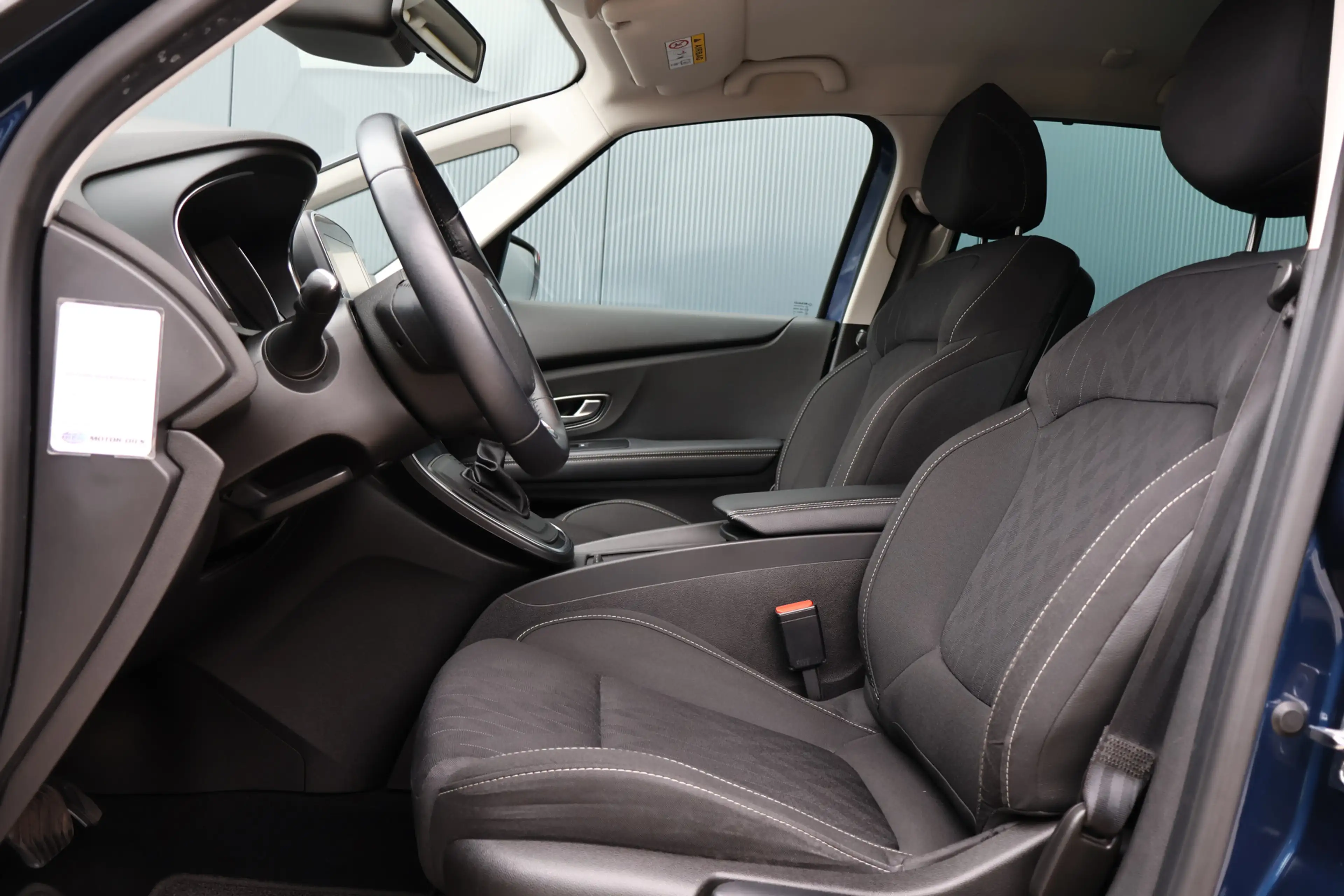 Renault Scenic 1.3 TCe Limited Automaat | Trekhaak | Stoelverwarm — photo 5