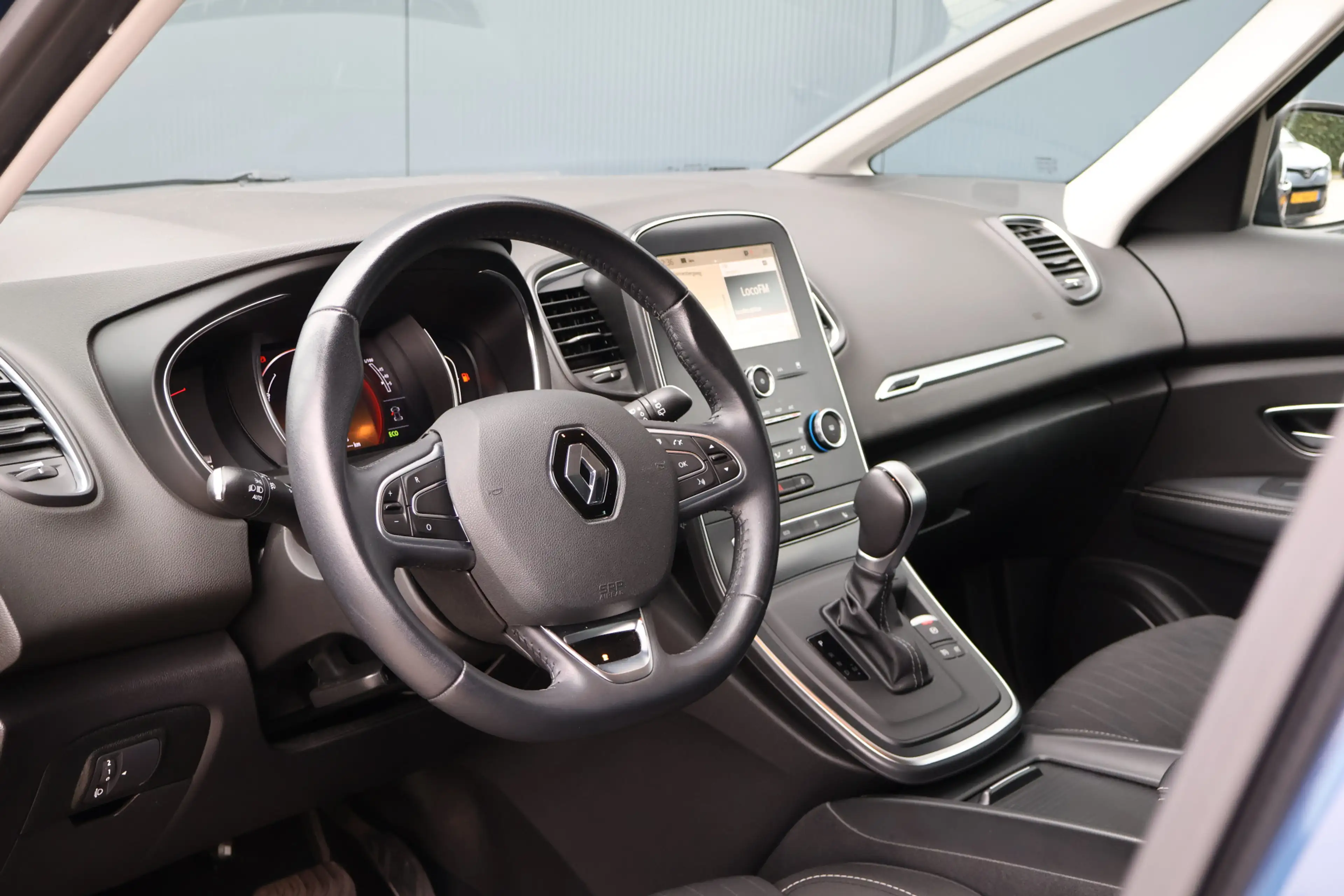 Renault Scenic 1.3 TCe Limited Automaat | Trekhaak | Stoelverwarm — photo 3