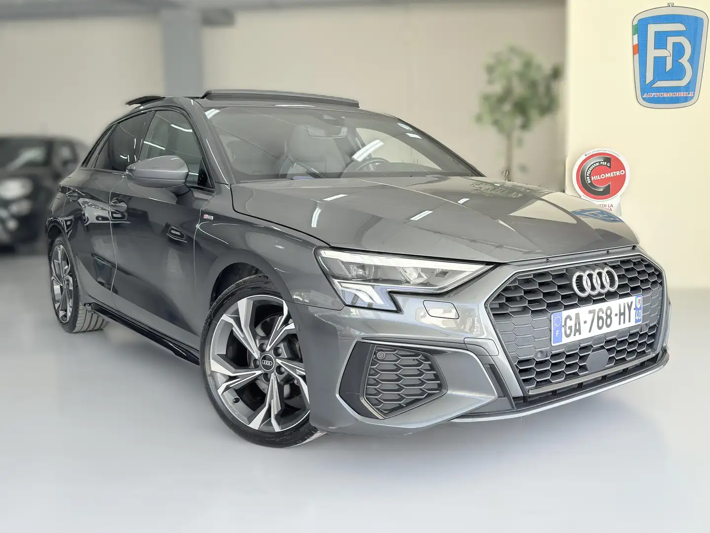 Audi A3 Audi A3 SportBack 35Tdi S-tronic SLine Gris - 1