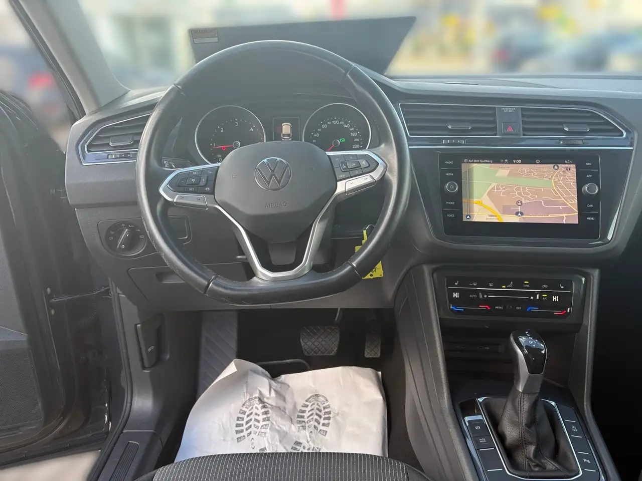 Volkswagen Tiguan LIFE 2.0 TDI 150PS DSG +IQ.LIGHT+ACC+NAVI+SHZ+17", миниатюра 12